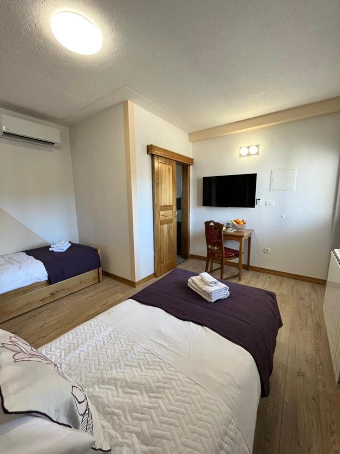 Mountain View Rooms Zadvarje Kültér fotó